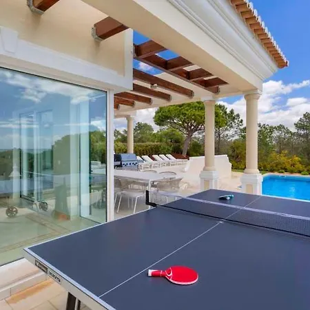 Villa Sleeps 8 Pool Air Con T480073
