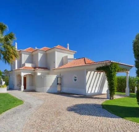 Sleeps 8 Pool Air Con T480073 * Vale do Lobo